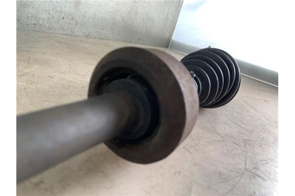 Recambio de palier delantero derecho para renault clio ii fase i (b/cb0) 1.4 alize referencia OEM IAM 7700110482  