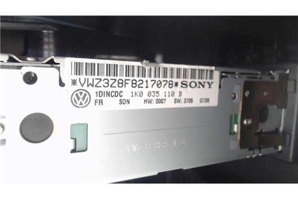 Recambio de reposabrazos para volkswagen golf v plus (5m1) 2.0 tdi 16v referencia OEM IAM 1K0035110B  