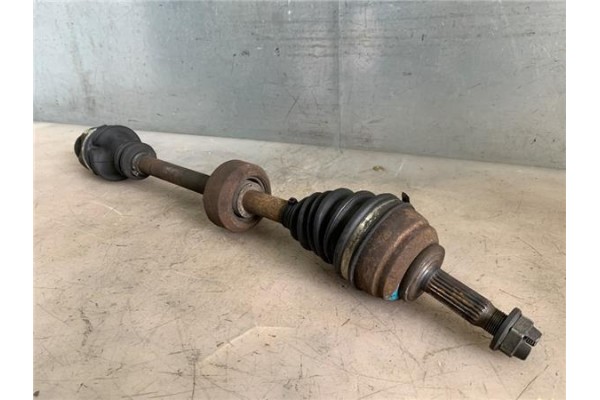 Recambio de palier delantero derecho para renault clio ii fase i (b/cb0) 1.4 alize referencia OEM IAM 7700110482  