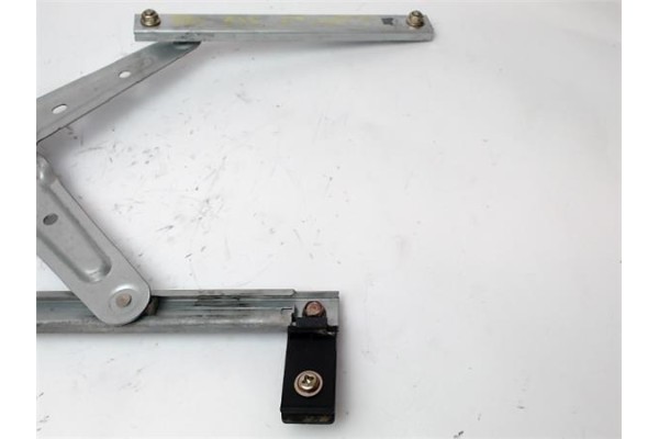 Recambio de mecanismo elevalunas trasero izquierdo para kia carens (rs) 2.0 crdi referencia OEM IAM XH504PO  