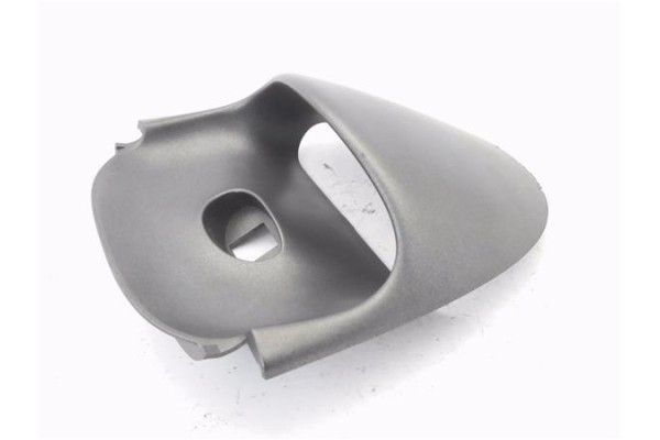Recambio de embellecedor consola central para peugeot 206 2.0 hdi 90 referencia OEM IAM 96403133  