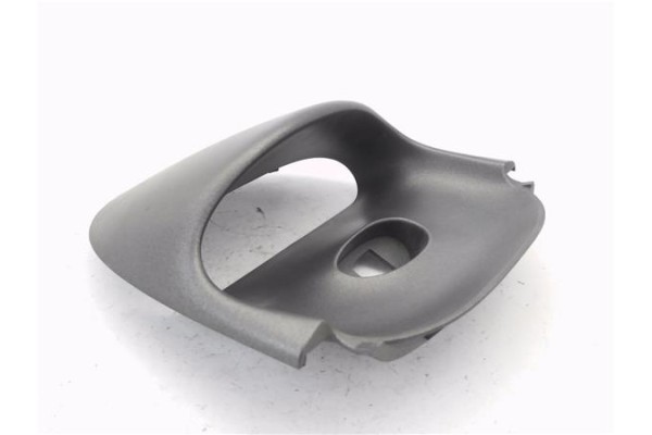 Recambio de embellecedor consola central para peugeot 206 2.0 hdi 90 referencia OEM IAM 96403133  