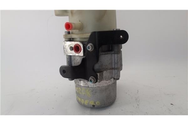 Recambio de bomba direccion electrica para dacia sandero i 1.6 ambiance referencia OEM IAM 491105358R  