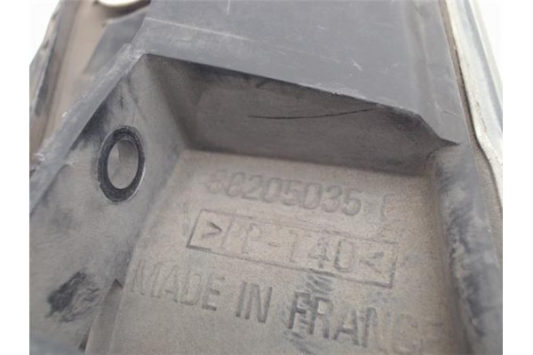 Recambio de faro delantero izquierdo para citroen xantia berlina referencia OEM IAM 88205035  