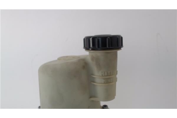 Recambio de bomba direccion electrica para dacia sandero i 1.6 ambiance referencia OEM IAM 491105358R  