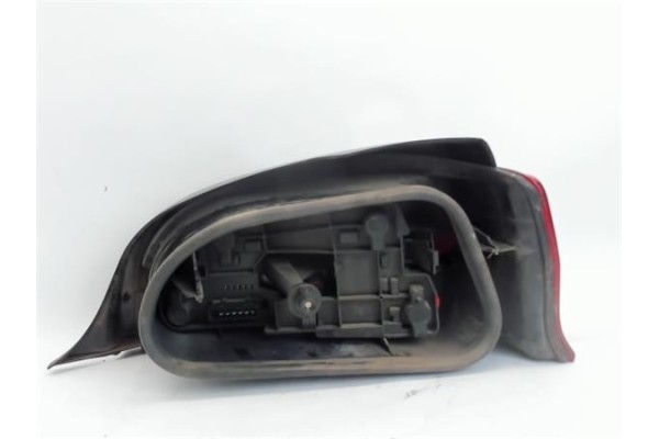 Recambio de piloto trasero izquierdo para citroen saxo referencia OEM IAM 6350F7  