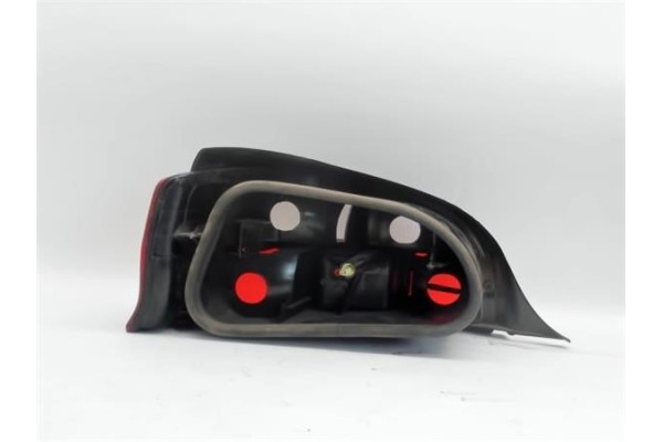 Recambio de piloto trasero derecho para citroen saxo referencia OEM IAM   