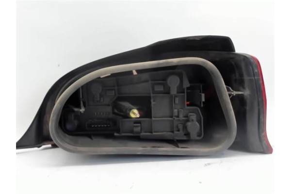 Recambio de piloto trasero izquierdo para citroen saxo referencia OEM IAM 6350F7  