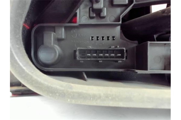 Recambio de piloto trasero izquierdo para citroen saxo referencia OEM IAM 6350F7  