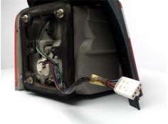 Recambio de piloto trasero derecho para kia carens (rs) 2.0 crdi referencia OEM IAM K2JB51150  