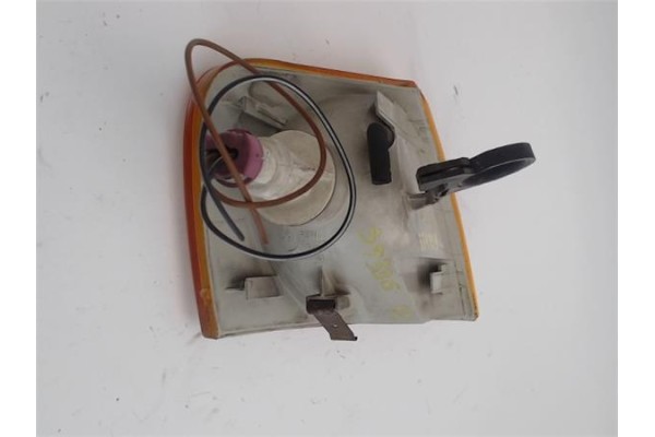Recambio de intermitente delantero izquierdo para volkswagen passat berlina (3b2) 1.8 básico referencia OEM IAM 3B0953041  