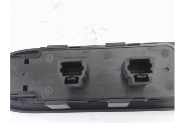 Recambio de mando elevalunas delantero izquierdo para peugeot 307 break / sw (s1) 2.0 hdi 110 referencia OEM IAM 96351624XT 5326