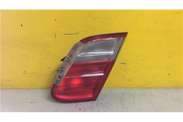 Recambio de piloto interior derecho para mercedes-benz clk (bm 208) coupe 2.0 200 (208.335) referencia OEM IAM 14760000R  