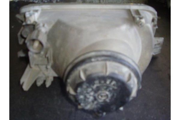 Recambio de faro delantero izquierdo para renault 19 ii (b/c53_) 1.4 referencia OEM IAM 7701042946  