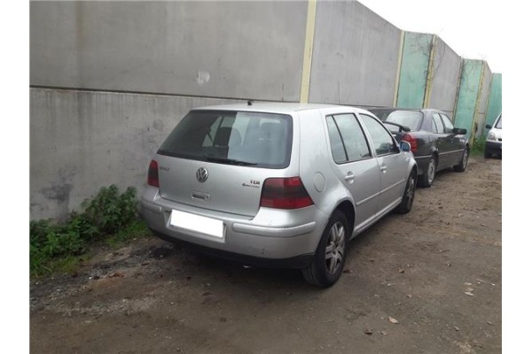 volkswagen golf iv berlina (1j1)(1997) del año 