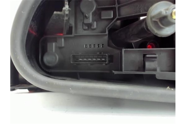 Recambio de piloto trasero izquierdo para citroen saxo referencia OEM IAM 6350F7  