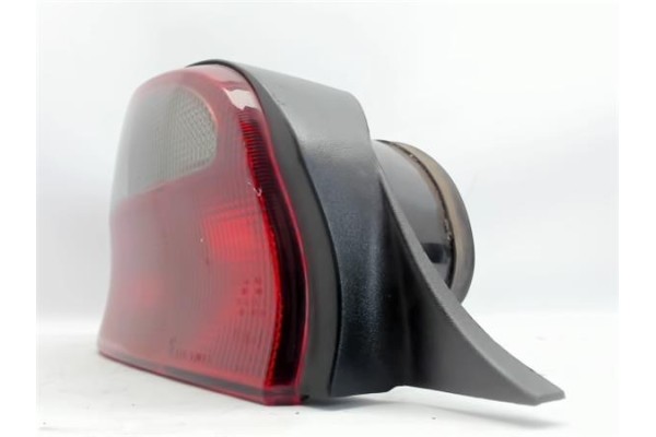 Recambio de piloto trasero izquierdo para citroen saxo referencia OEM IAM 6350F7  