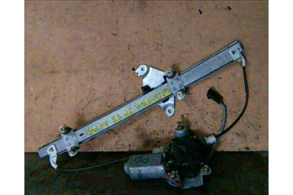 Recambio de mecanismo elevalunas delantero derecho para nissan primera berlina (p11) 2.0 td referencia OEM IAM 807002F002 807009