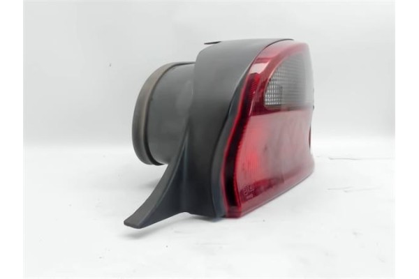 Recambio de piloto trasero derecho para citroen saxo referencia OEM IAM   