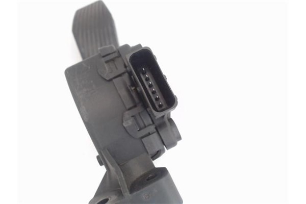 Recambio de pedal acelerador para saab 9-3 cabriolet 2.0 t referencia OEM IAM 93174339  