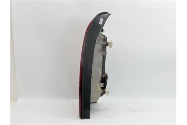 Recambio de piloto trasero izquierdo para opel astra g caravan referencia OEM IAM 6223037  