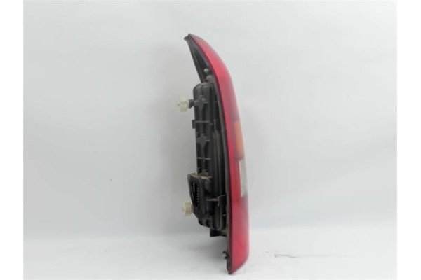 Recambio de piloto trasero izquierdo para opel astra g caravan referencia OEM IAM 6223037  