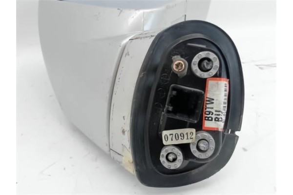 Recambio de retrovisor electrico derecho para hyundai coupe (gk) referencia OEM IAM 070912  