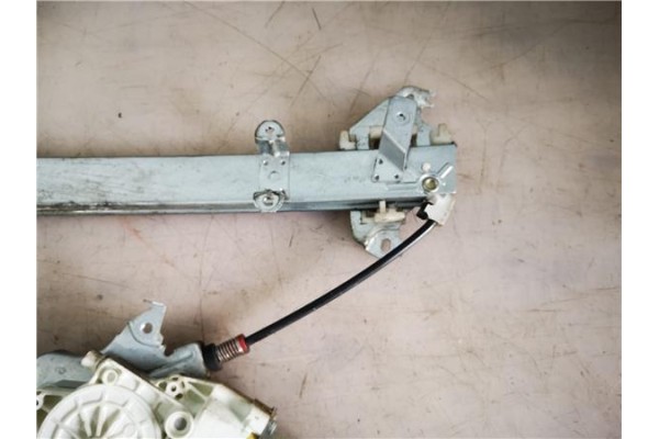 Recambio de mecanismo elevalunas delantero izquierdo para nissan micra (k12e) 1.4 16v referencia OEM IAM 80701AX120 350103755000