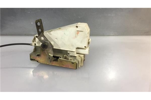 Recambio de cierre electromagnetico trasero izquierdo para ford escort berl./turnier 1.6 atlanta berlina referencia OEM IAM 93BG