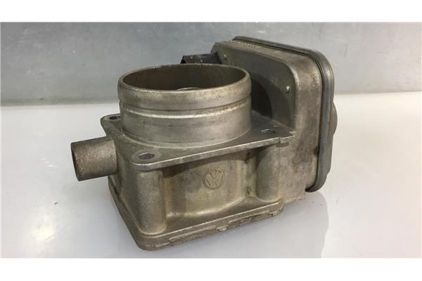 Recambio de caja mariposa aire para seat inca (6k9) 1.9 d combi plus/clx referencia OEM IAM 038128063C B02930638 38128063J , SEA