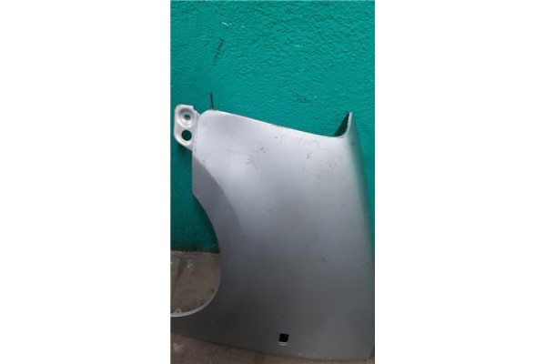 Recambio de aleta delantero izquierda para opel agila 1.2 básico referencia OEM IAM 9201238 9204349 
