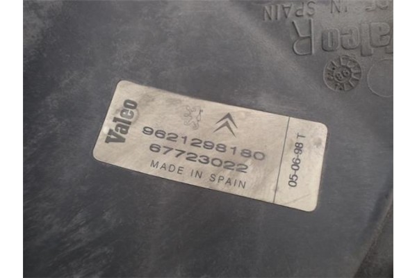 Recambio de faro delantero dcho para citroen berlingo referencia OEM IAM 9621298180  