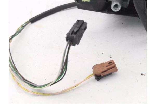 Recambio de retrovisor electrico izquierdo para peugeot 307 break / sw (s1) 2.0 hdi 110 referencia OEM IAM 96347727XT  