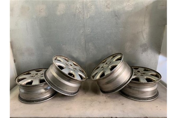 Recambio de juego llantas para mercedes-benz clk (bm 208) coupe 2.0 200 compressor (evo) (208.344) referencia OEM IAM A208401070