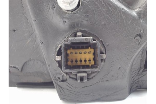 Recambio de retrovisor electrico izquierdo para renault megane ii berlina 5p referencia OEM IAM 12353060  