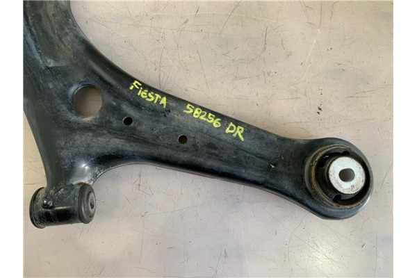 Recambio de brazo inferior delantero derecho para ford fiesta vi 1.4 tdci referencia OEM IAM 1737309 7203328R 8V513042BG , FORD 