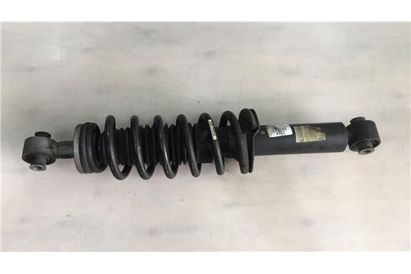 Recambio de amortiguador trasero completo para peugeot 407 1.6 confort referencia OEM IAM 8767 1653 