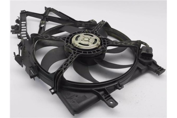 Recambio de electroventilador para opel corsa c 1.3 cdti referencia OEM IAM 8038845  