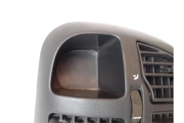 Recambio de tobera derecha ventilacion salpicadero para peugeot boxer furgón (230l) 2.8 hdi referencia OEM IAM 8212QG  