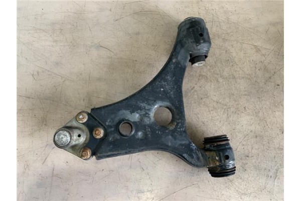 Recambio de brazo suspension delantero derecho para mercedes-benz clase a (bm 169) 1.5 a 150 (169.031) referencia OEM IAM A16933