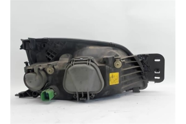 Recambio de faro delantero izquierdo para ford fiesta berlina referencia OEM IAM YS6113006AK 0301173301 