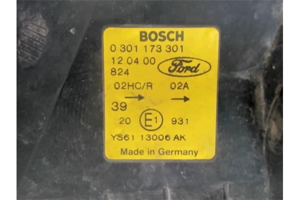 Recambio de faro delantero izquierdo para ford fiesta berlina referencia OEM IAM YS6113006AK 0301173301 