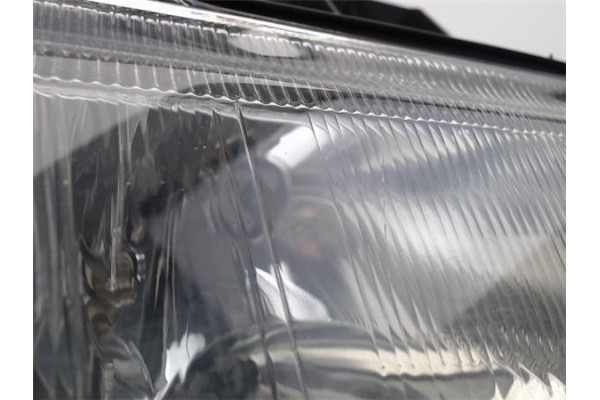 Recambio de faro delantero dcho para citroen xantia berlina referencia OEM IAM 95667948  