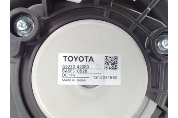 Recambio de electroventilador para toyota c-hr 2.0 hibrido referencia OEM IAM G923047080 BASF510B28 