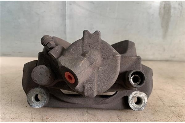 Recambio de pinza freno delantero izquierda para renault megane iii berlina 5p 1.5 expression referencia OEM IAM 410111495R PDF1