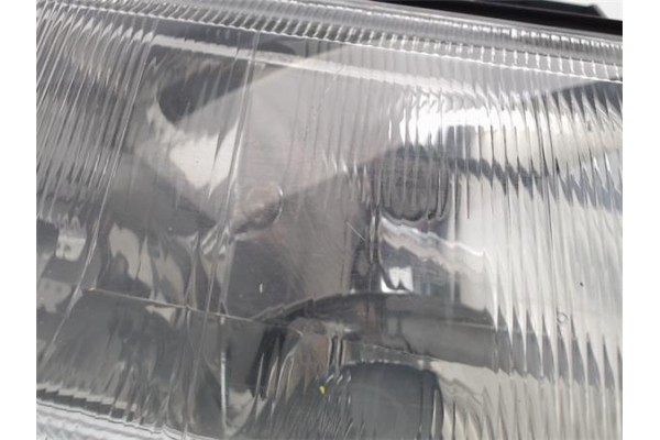 Recambio de faro delantero dcho para citroen xantia berlina referencia OEM IAM 95667948  