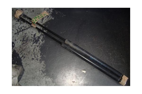 Recambio de amortiguador porton para opel astra g fastback (f48_, f08_) 2.0 di referencia OEM IAM 132677  