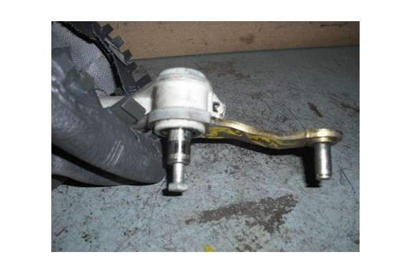 Recambio de palanca de cambio para fiat i punto (176) berlina 60 1.2 referencia OEM IAM   