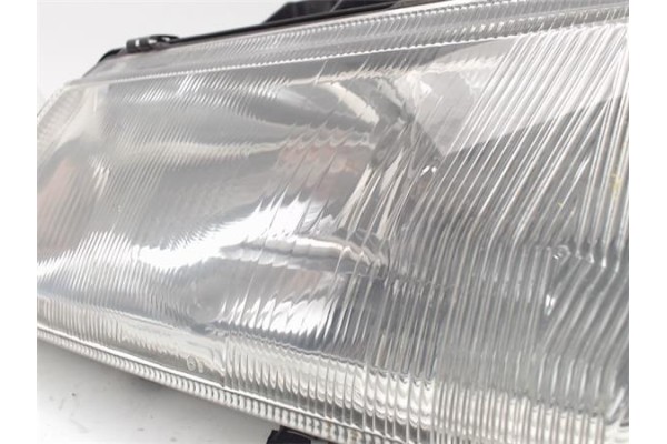 Recambio de faro delantero izquierdo para citroen xantia berlina referencia OEM IAM 95687947  