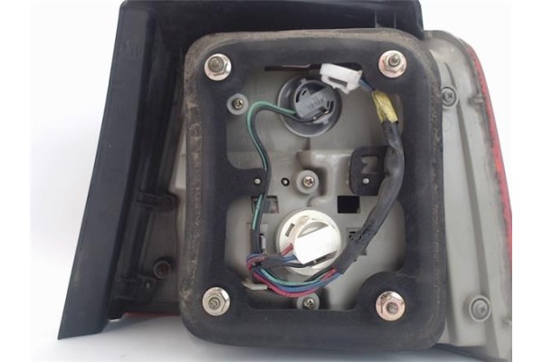 Recambio de piloto trasero izquierdo para kia carens (rs) referencia OEM IAM K2JB51160  